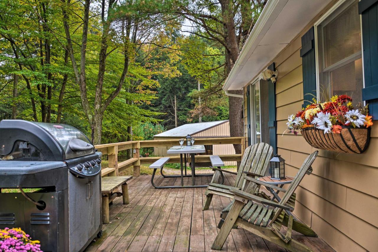 Great Valley Home With On-Site Pond, 7 Mi To Skiing! Экстерьер фото